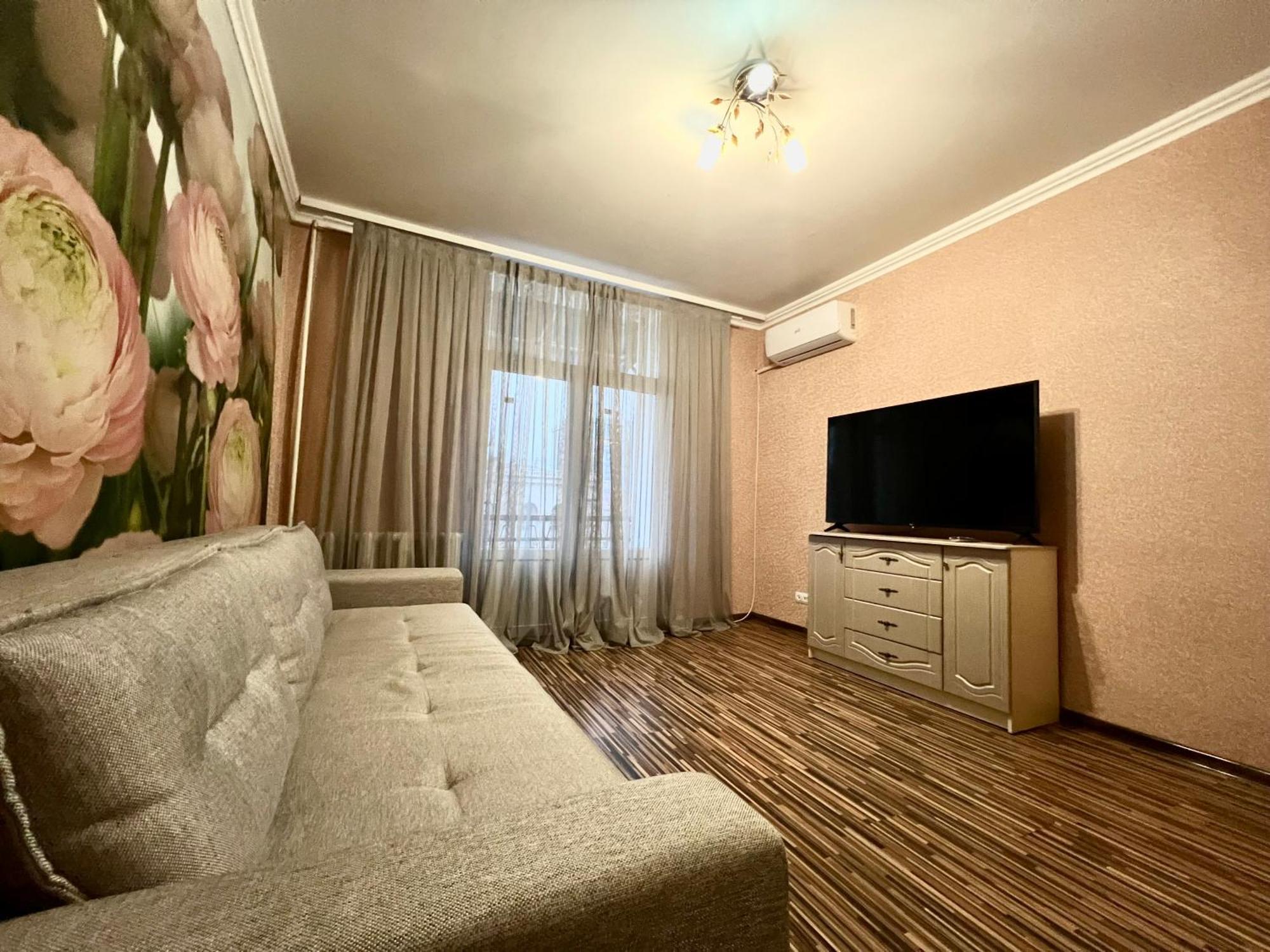 Apartament Central In Chisinau! Buitenkant foto